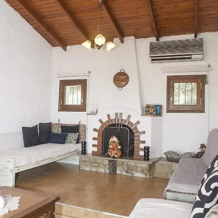 Mary's House * Νικιάνα